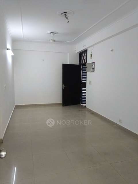 2 BHK Flat In Sir Syed Apartment For Sale  In Sector 110