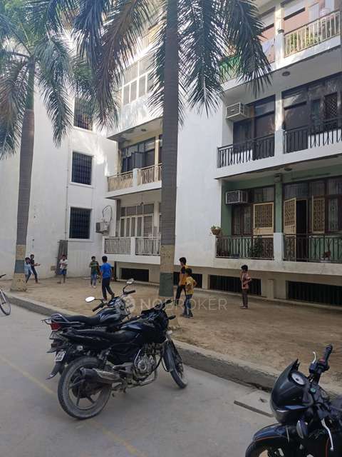2 BHK Flat In Sir Syed Apartment For Sale  In Sector 110