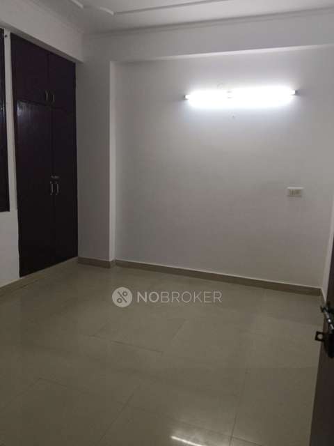 2 BHK Flat In Sir Syed Apartment For Sale  In Sector 110