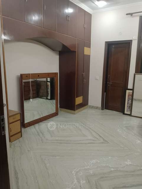 3 BHK Flat For Sale  In Vikaspuri