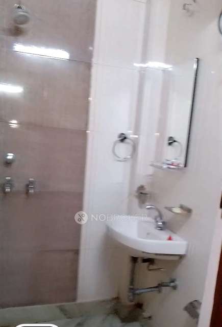 3 BHK Flat For Sale  In Vikaspuri