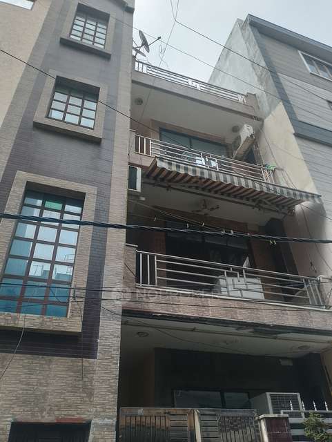 3 BHK Flat For Sale  In Vikaspuri