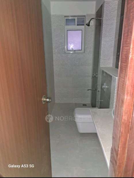 3 BHK Flat In Vkg Park Estate For Sale  In Vile Parle East,