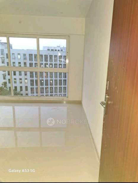 3 BHK Flat In Vkg Park Estate For Sale  In Vile Parle East,