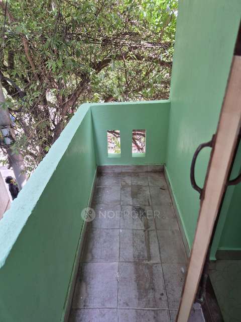 2 BHK Flat In Selvaraj Apartment For Sale  In Nanmangalam