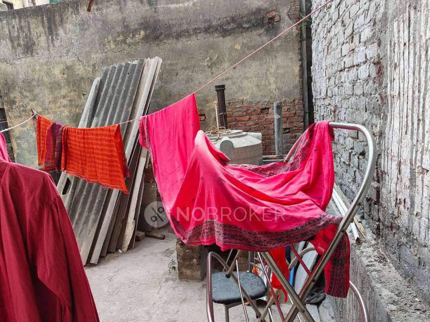 1 RK Flat In Dda Janta Flat, Rohini Sector 17 For Sale  In Rohini 