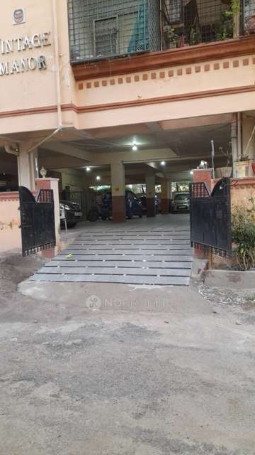 3 BHK Flat In Vintage Manor For Sale  In Karkhana