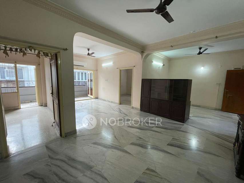 3 BHK Flat In Shanti Soudha Apartments For Sale  In Punjagutta