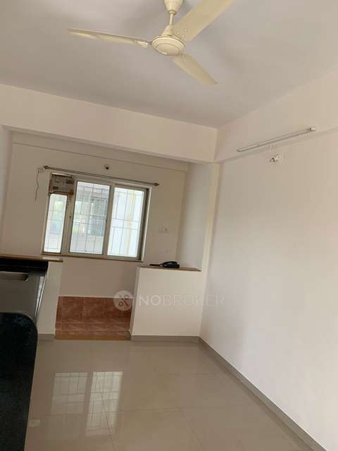 2 BHK Flat In Kumar Purab For Sale  In Hadapsar