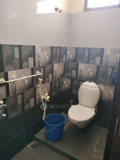 4+ BHK Flat For Sale  In Kolathur