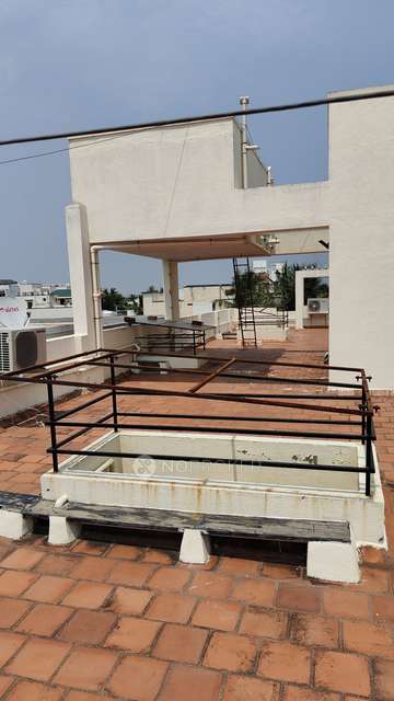 2 BHK Flat In Sri Kandan For Sale  In  Perungudi