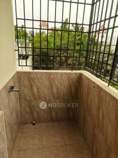 2 BHK Flat In Sri Kandan For Sale  In  Perungudi