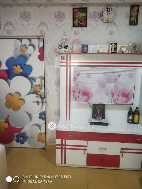 PG for Girls in S M Shetty School, Powai