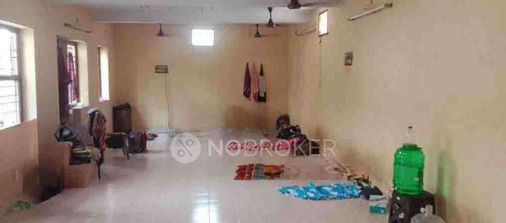 PG for Boys in Poonamallee