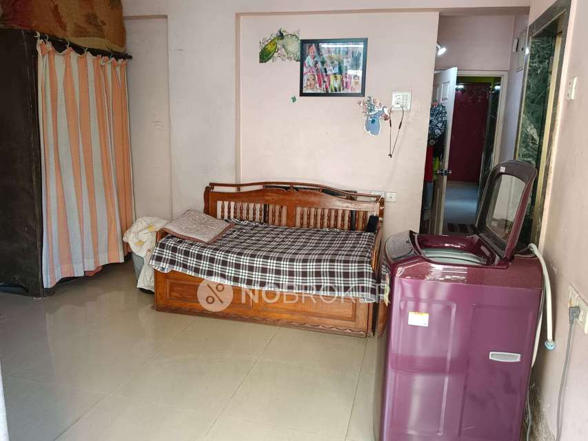 2 BHK Flat In Shrusti Avenue For Sale  In Thane West