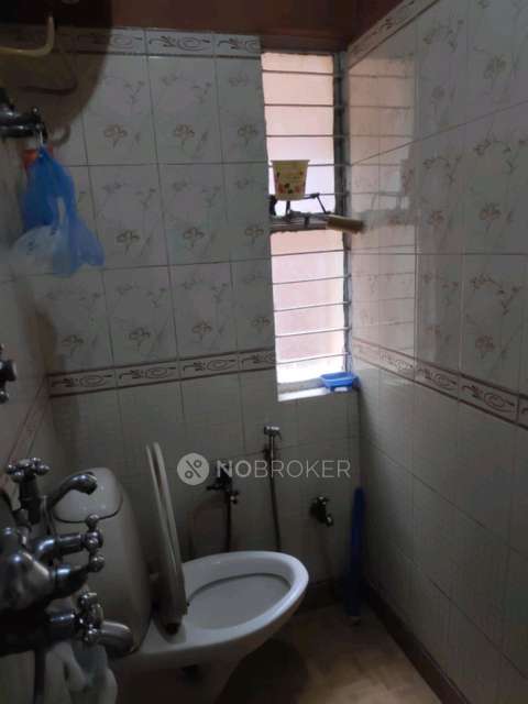 3 BHK Flat In C-5 Janak Puri For Sale  In Janakpuri