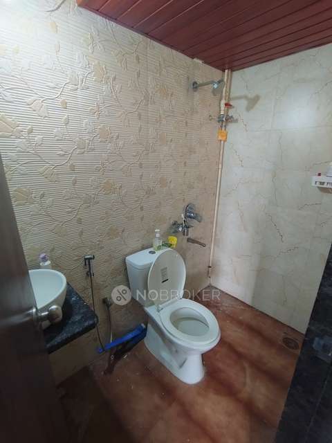 2 BHK Flat In Qn Greens For Sale  In Taloja