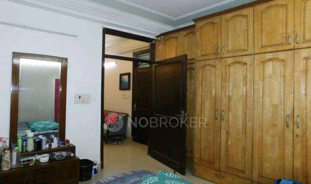 3 BHK Flat In Standalone Building  For Sale  In Okhla 