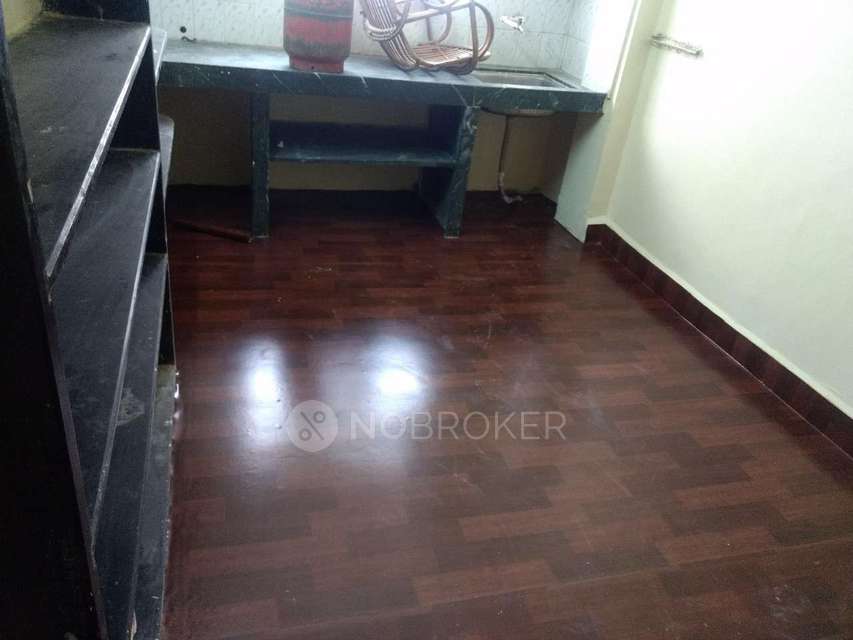 2 BHK Flat In Ganeshbaug Society For Sale  In Manik Baug