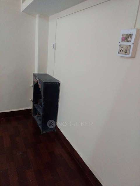 2 BHK Flat In Ganeshbaug Society For Sale  In Manik Baug