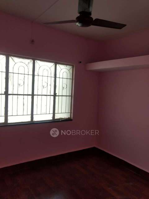 2 BHK Flat In Ganeshbaug Society For Sale  In Manik Baug