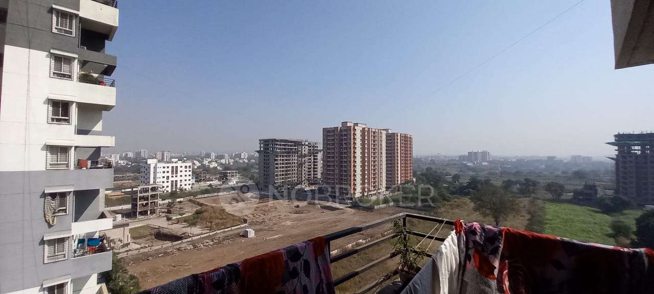 1 BHK Flat In Tanish Orchid For Sale  In Charholi Budruk