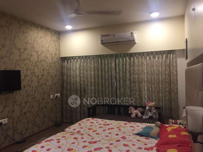 3 BHK Flat In Raheja Vistas for Rent  In Andheri East