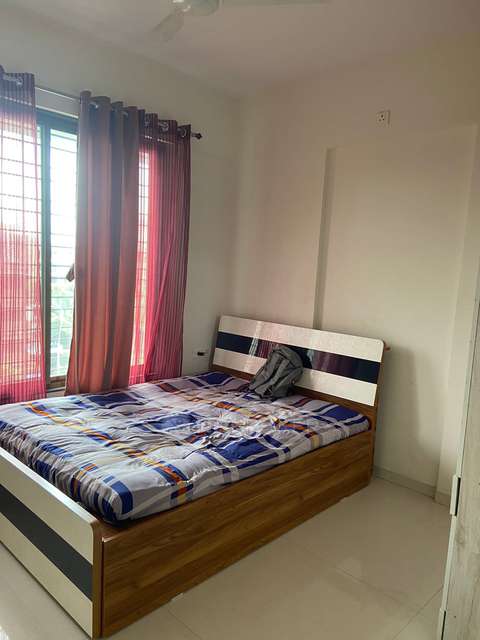 2 BHK Flat In Suyog Space for Rent  In Wakad
