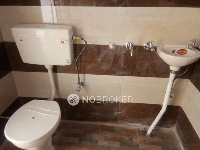 4 BHK Flat For Sale  In Rohini