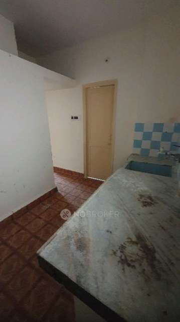 1 BHK Flat In Good Luck Apartment for Rent In Gultekadi