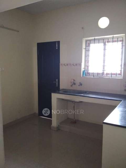 2 BHK Flat In Madhurapuri Apartments, Urapakkam For Sale  In Urapakkam