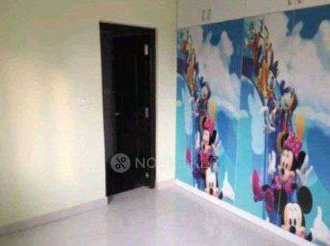 Single Room for Female In 3 BHK  In Confident Leo In Confident Leo