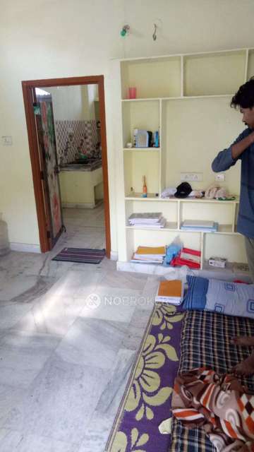 1 BHK Flat In Standlone Buliding for Rent  In Padmarao Nagar