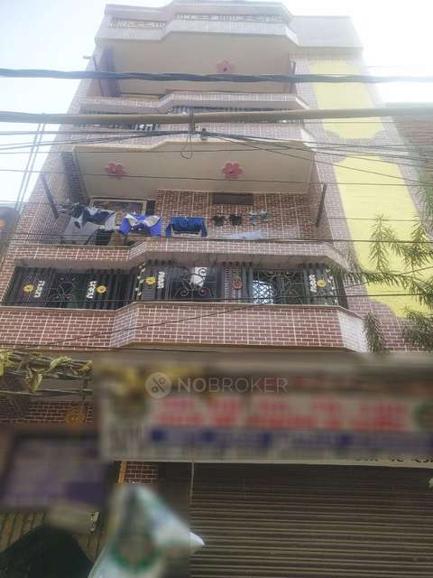 1 RK Flat for Rent  In Sector 62