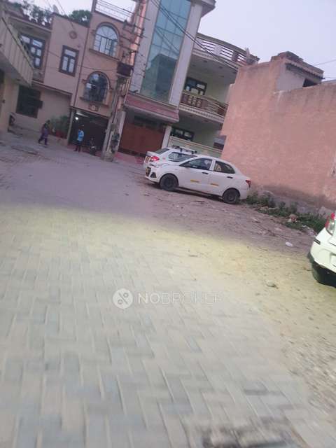 Plot For Sale  In Sector 105