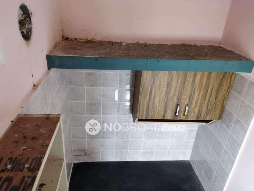 4+ BHK Flat For Sale  In Yelahanka