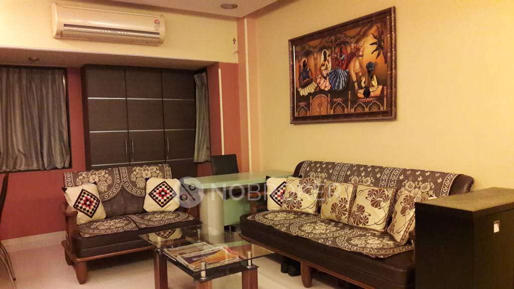 3 BHK Flat In Devashish Building Sion For Sale  In Sion