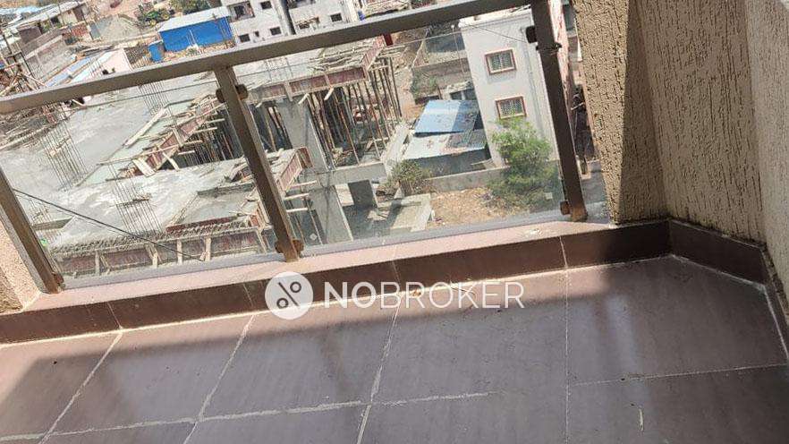 2 BHK Flat In Gulmohar Goldcoast Society For Sale  In Kharadi