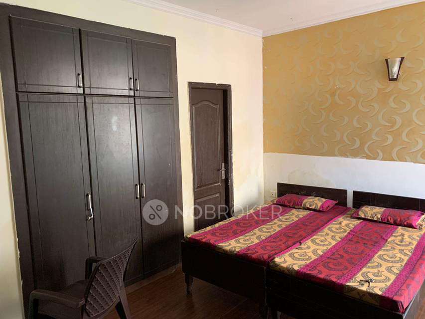 3 BHK Flat In Amarpali Silicon City for Rent  In Sector 76