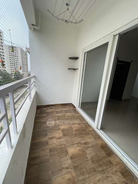 2 BHK Flat In Satwis Vielle Apartment For Sale  In Horamavu 