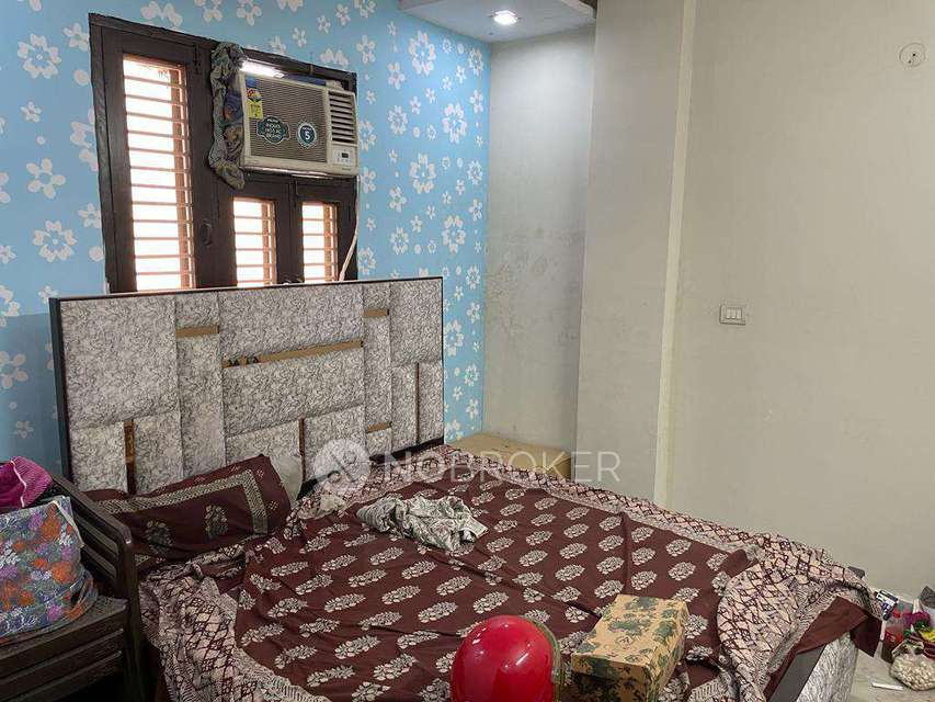 2 BHK Flat For Sale  In Uttham Nagar
