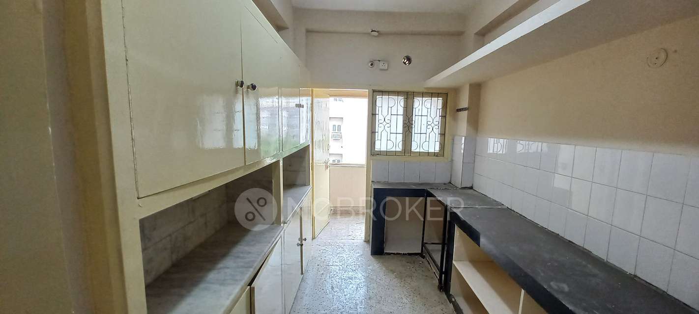 3 BHK Flat In Somavarupa Towers For Sale  In Somajiguda