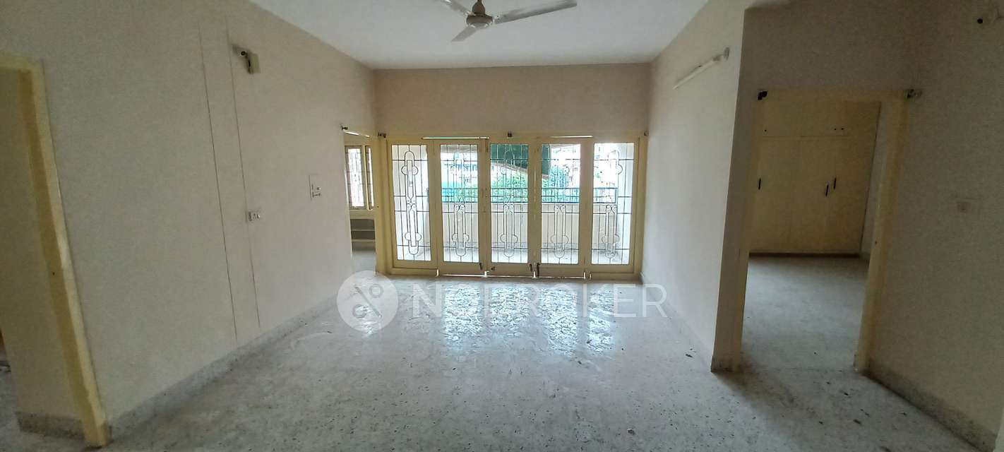 3 BHK Flat In Somavarupa Towers For Sale  In Somajiguda