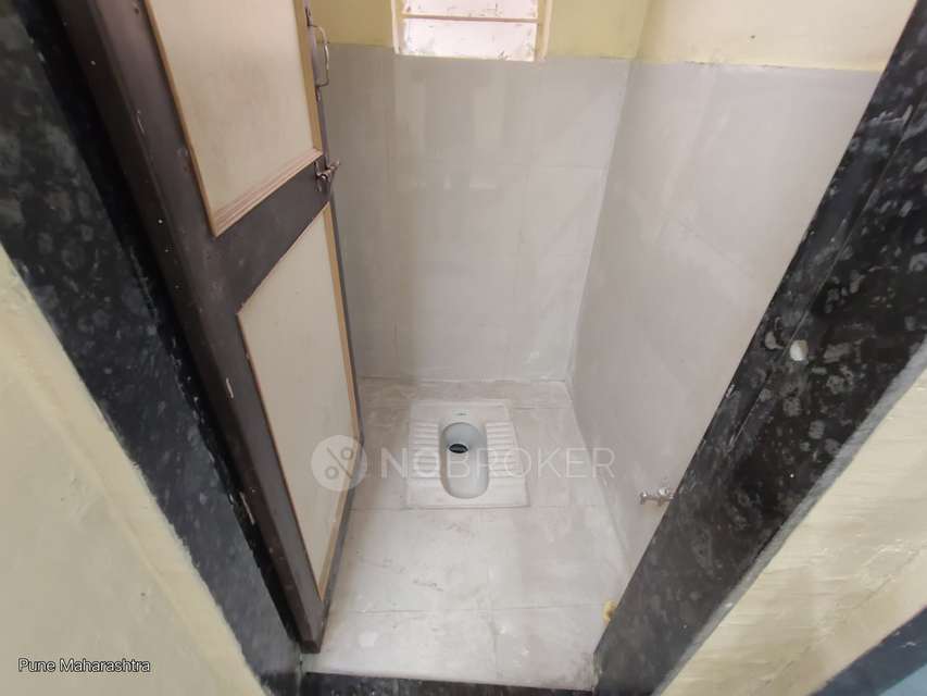 2 BHK Flat In Udya Socity,  for Rent  In Bharti Hospital Katraj