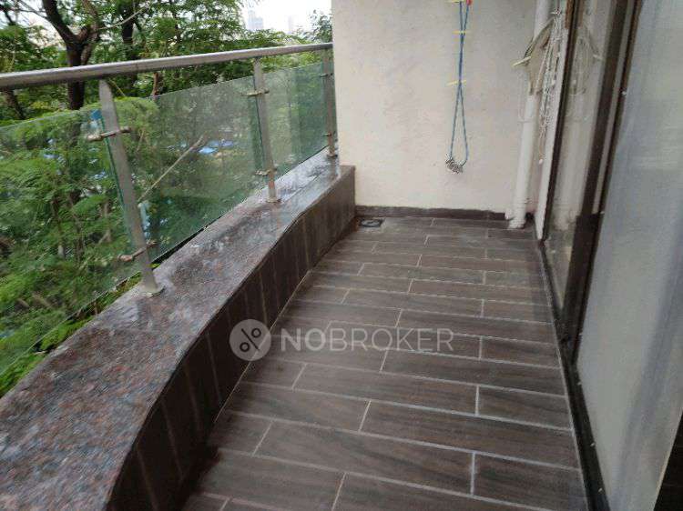 2 BHK Flat In Triumph Siddhivinayak For Sale  In Borivali East