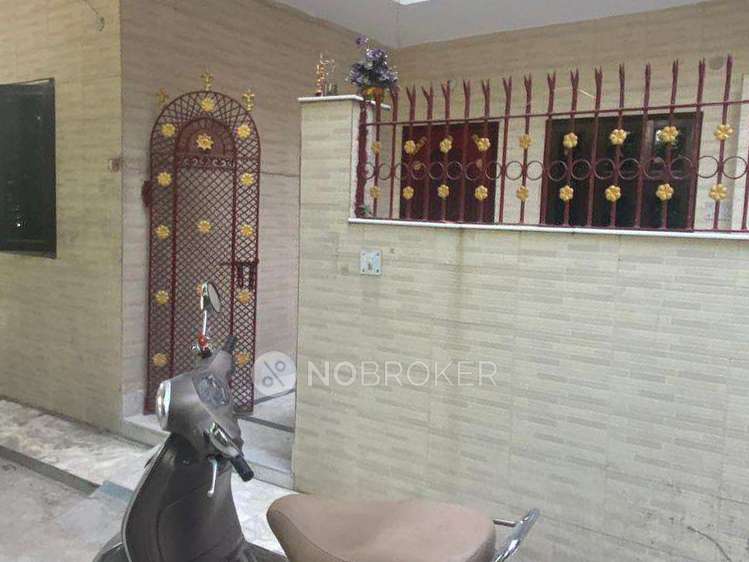 2 BHK House for Rent  In Shalimar Bagh
