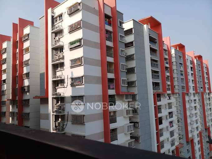 2 BHK Flat In Emami Swanlake Apartments for Rent  In Kukatpally