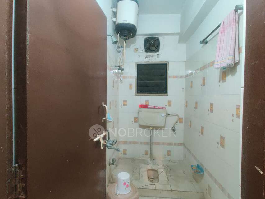 3 BHK Flat In Lakshmi Vani Towers For Sale  In Attapur