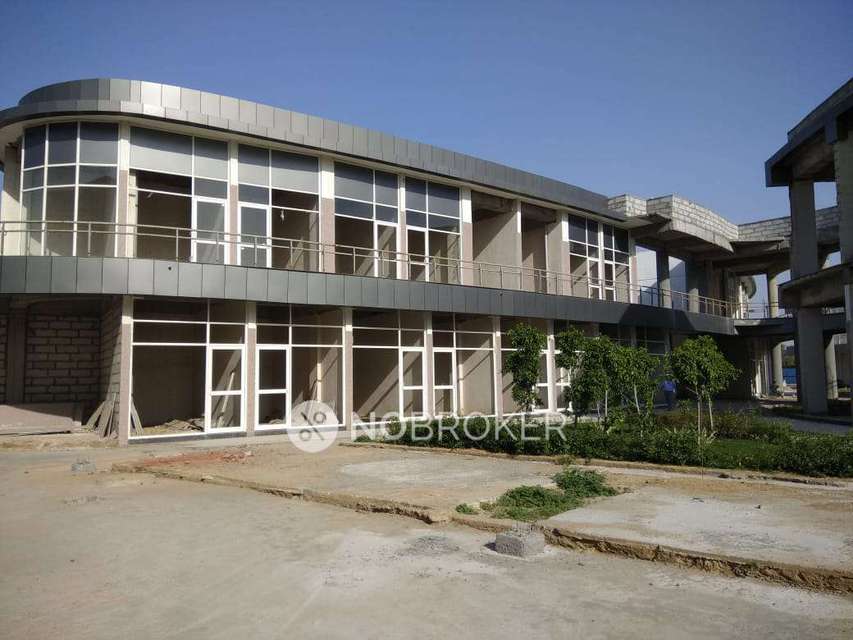 Shop in Knowledge Park V, Greater_noida for sale 