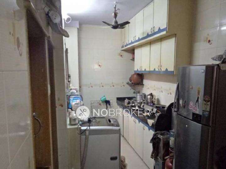 2 BHK Flat In Nilanjan Housing Soc Ltd For Sale  In Dahisar East